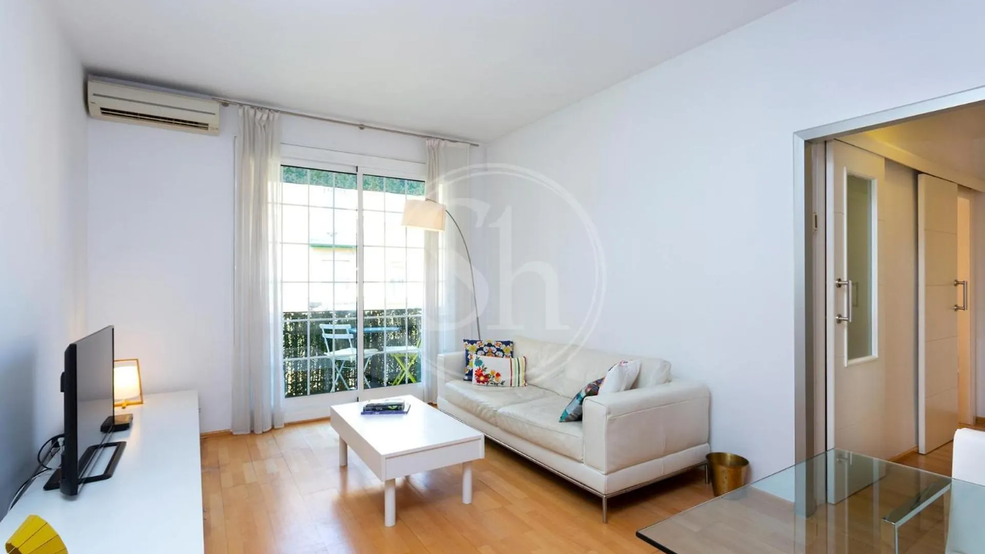 Beautiful Apartment In Montjuic Barcelona