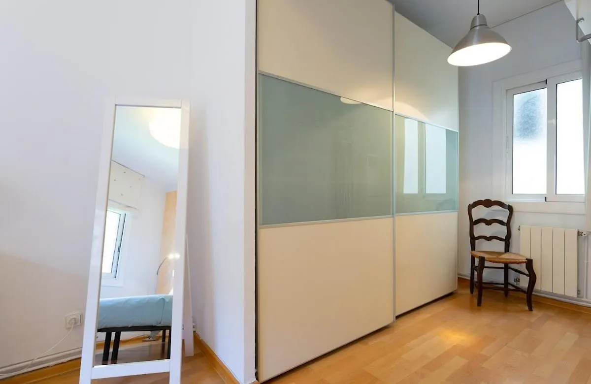 Beautiful Apartment In Montjuic Barcelona