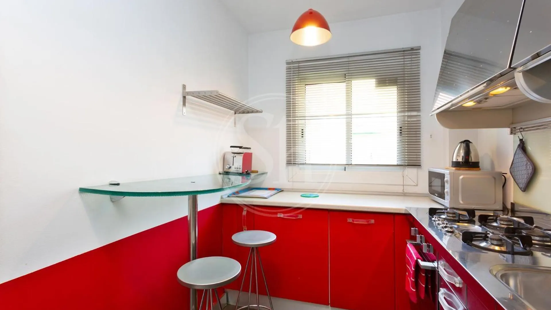 Beautiful Apartment In Montjuic Barcelona