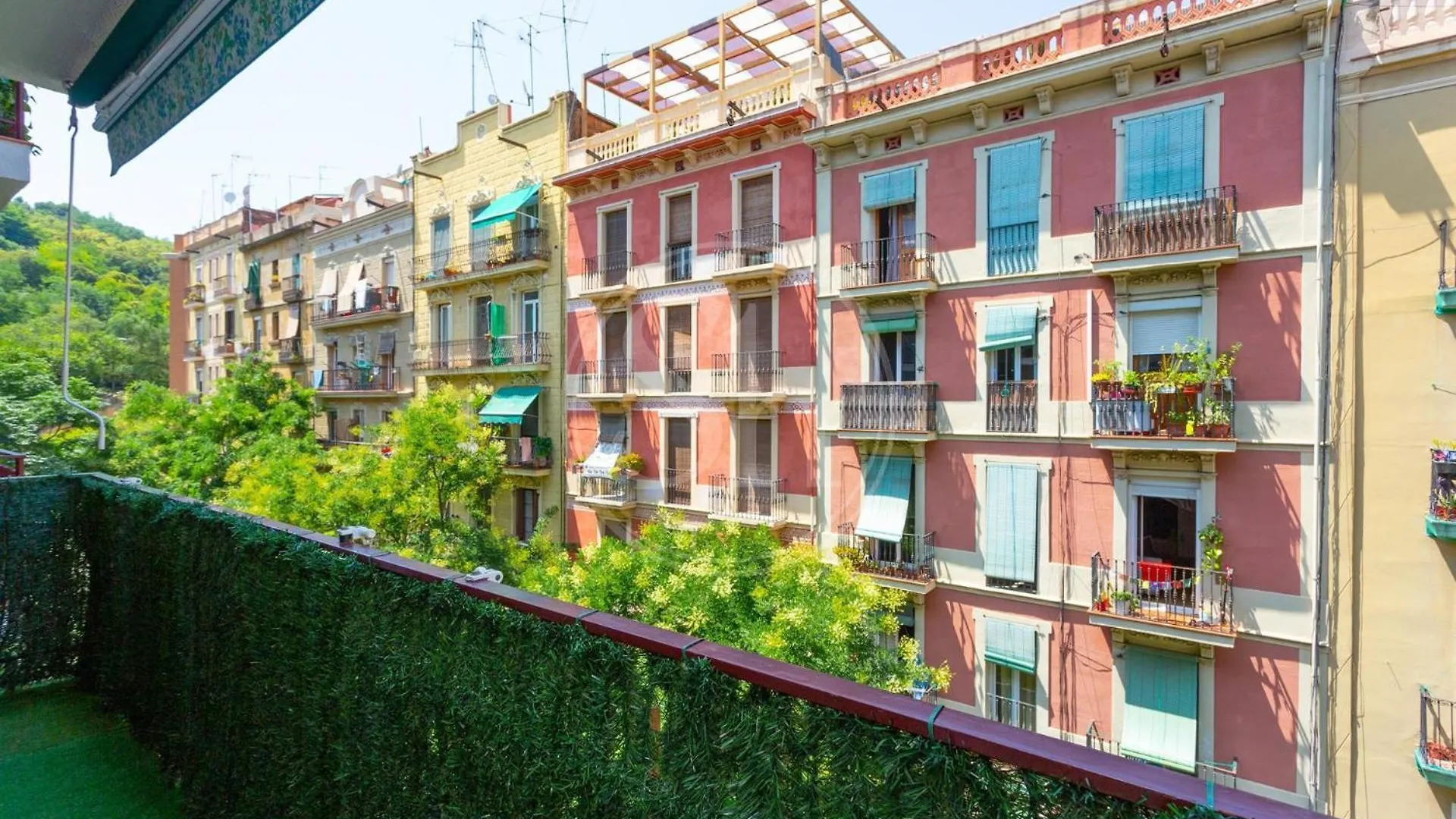 Beautiful Apartment In Montjuic Barcelona